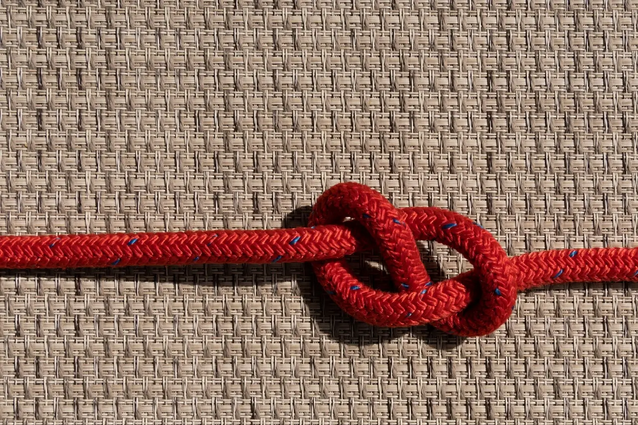 Read more about the article 5 Basic Knots to Use in the Great Outdoors