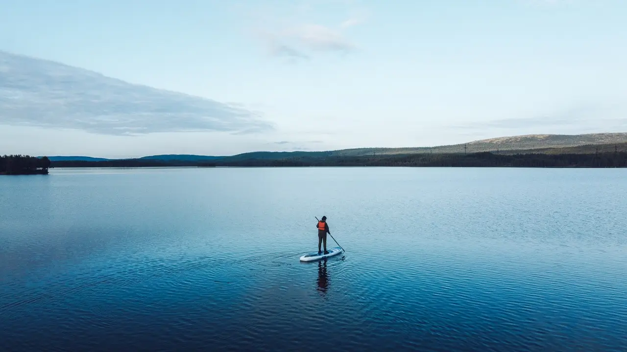 Read more about the article Extensive Guide to Stand Up Paddle Boarding (SUP)